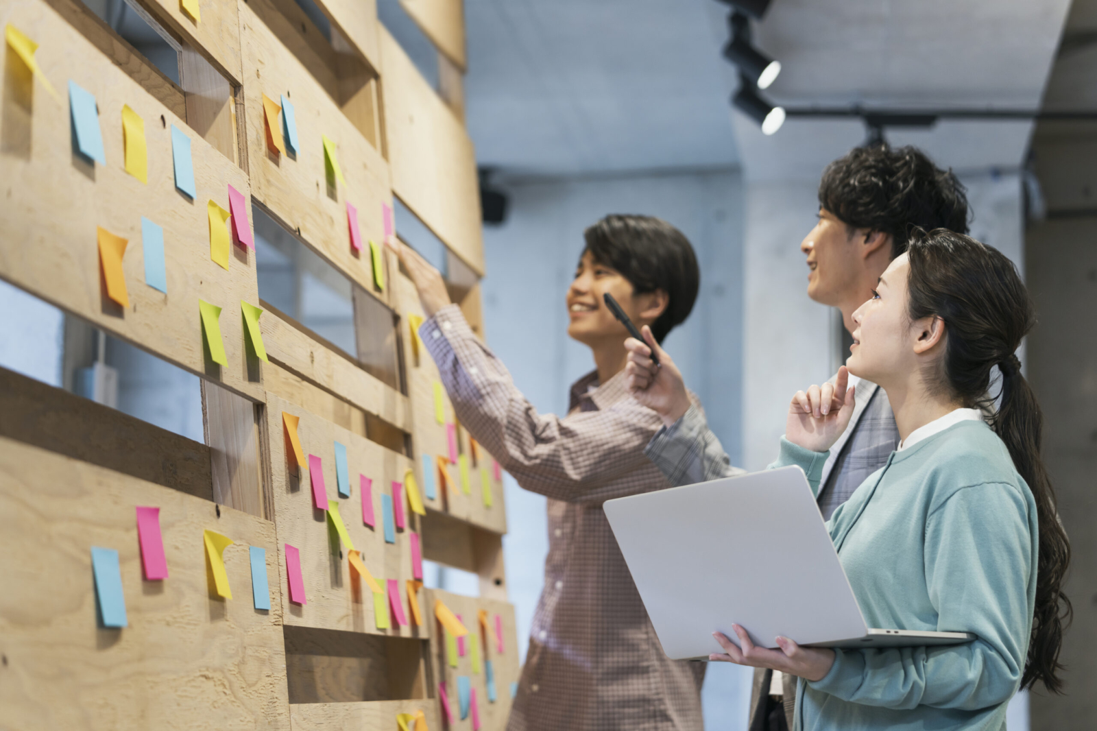 初めてでも失敗しない研修資料の作成手順｜現場で使える実践ポイント